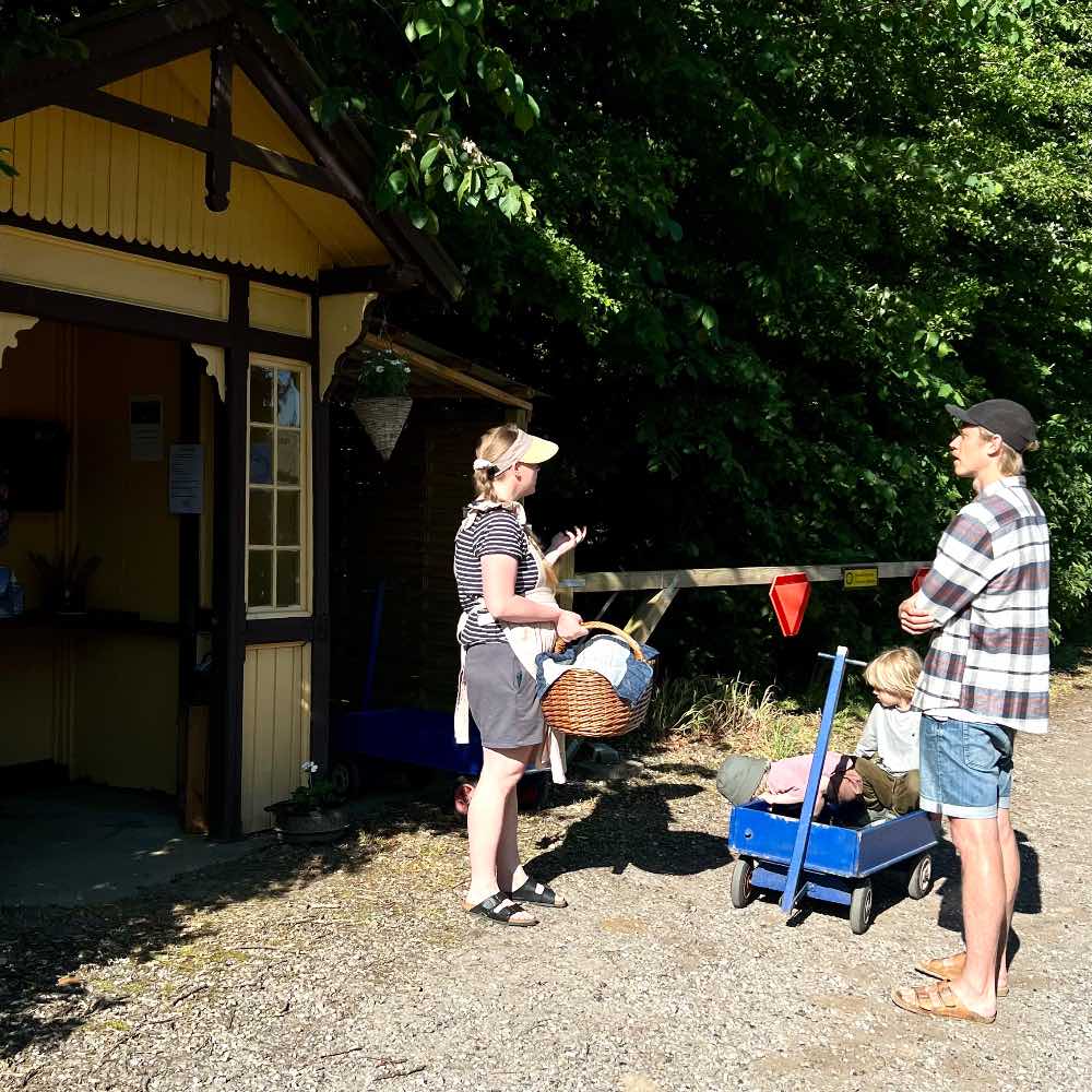 morgenmad ved glamping hos bakkegaarden