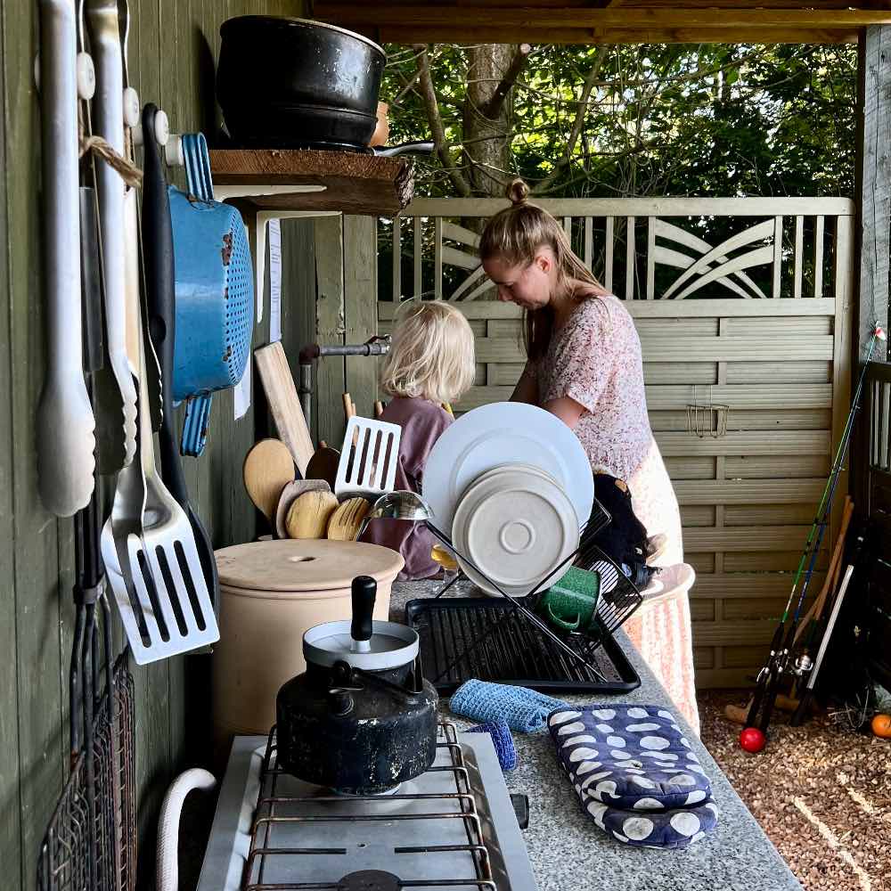 udekøkken ved glamping hos bakkegaarden