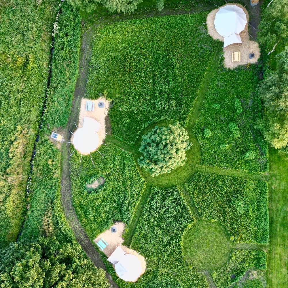 Engholtgaard og 3 glampingtelte