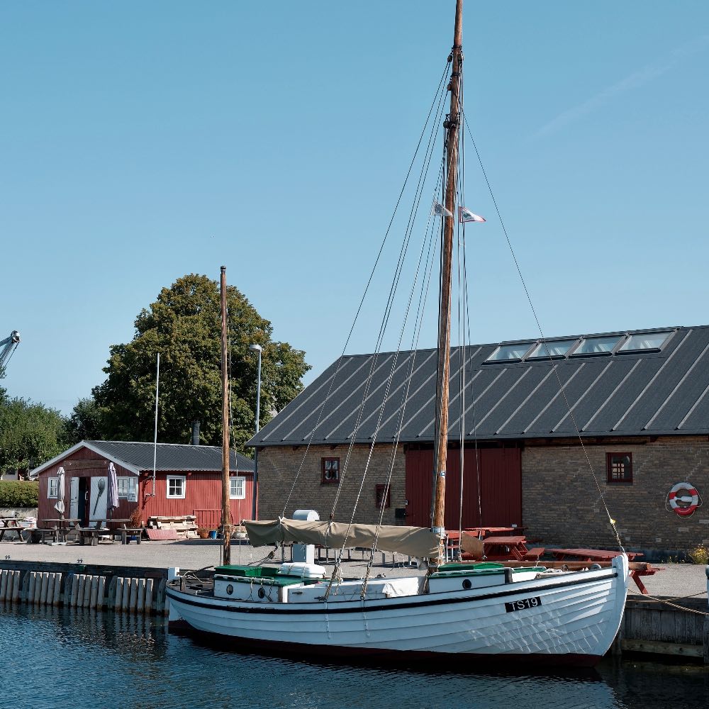 dybvig havn på fejø